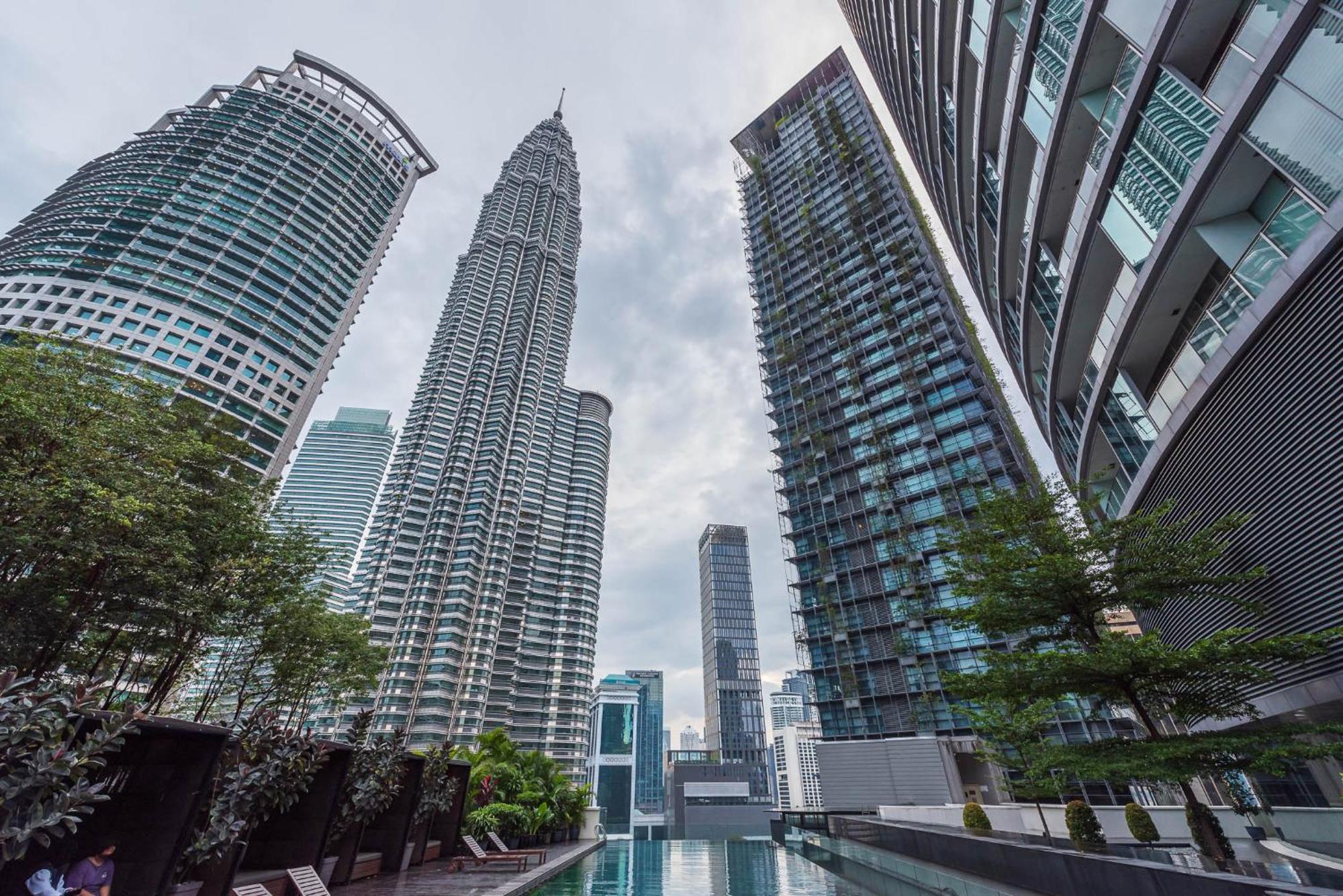 1 Min To Klcc Twin Tower Apartment Куала Лумпур Екстериор снимка