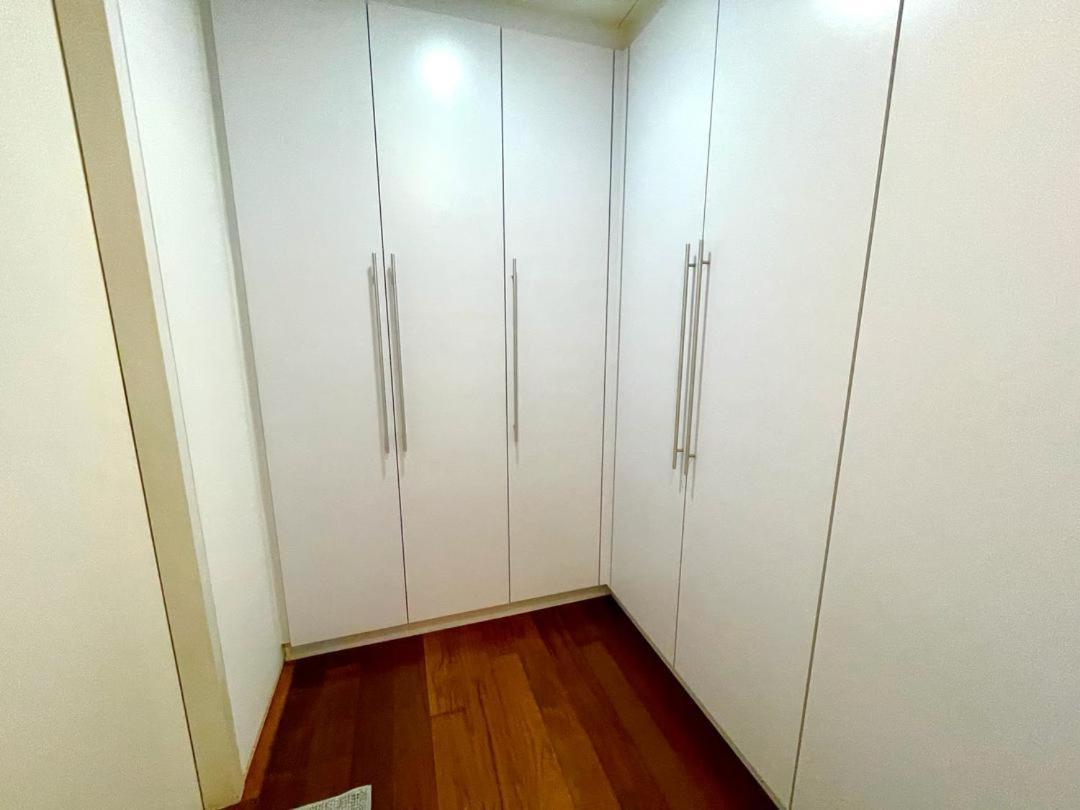 1 Min To Klcc Twin Tower Apartment Куала Лумпур Екстериор снимка