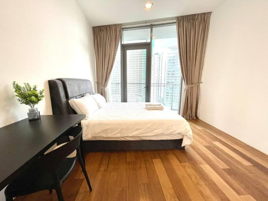 1 Min To Klcc Twin Tower Apartment Куала Лумпур Екстериор снимка