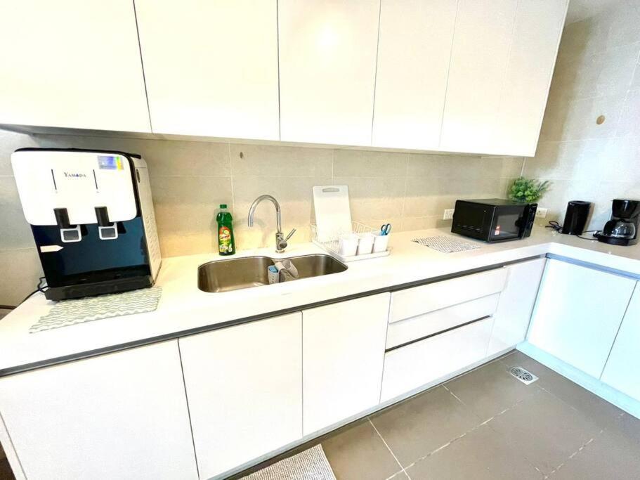 1 Min To Klcc Twin Tower Apartment Куала Лумпур Екстериор снимка